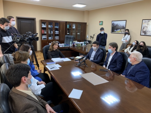 ПРОГРАММА ЛЬГОТНОГО КРЕДИТОВАНИЯ ПРИОСТАНОВЛЕНА