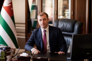 Адгур Ардзинба: Ощущение, что кто-то перепутал свою анонимную страницу в социальных сетях с сайтом кабинета министров