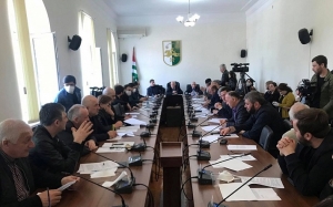 В Абхазии вводится чрезвычайное положение с 00 часов 00 минут 28 марта до 00 часов 00 минут 20 апреля 2020 года