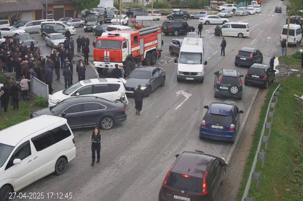Женщина погибла в результате аварии на Лыхненском повороте