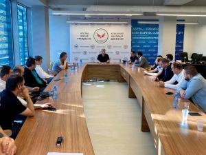 АНД разрабатывает реформу системы госуправления