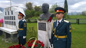 В Абхазии отмечают 75-летие генерала Сергея Дбар