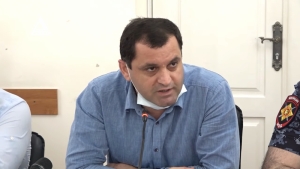 Генпрокурор об убийстве: задержанный представляет следствию именно такую версию, которую расписали