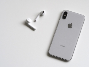 Неоднократно судимый гражданин Абхазии обвиняется в краже iPhone у китайца в метро