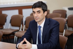 Инал Габлиа: если учителя хотят работать, то должны сделать прививки