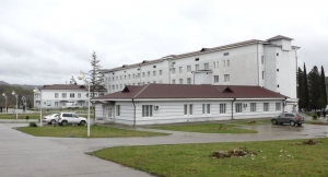 Медики Гудаутской больницы отправлены на карантин после 14-дневной смены