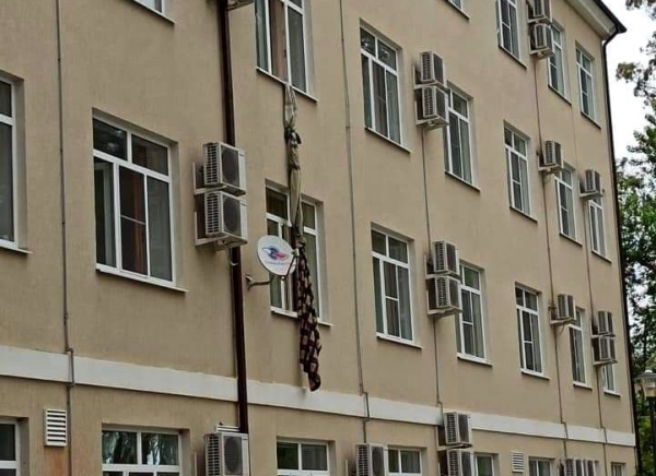 Милиция разыскивает сбежавшего из больницы в Сухуме подследственного