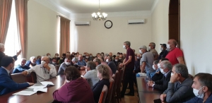 Рауль Смыр: Я требую снова собраться в кабинете министров и обязательно с прессой