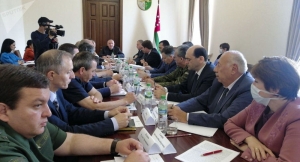 Руководство Абхазии поможет с покупкой билетов для возвращения курсантов в Россию