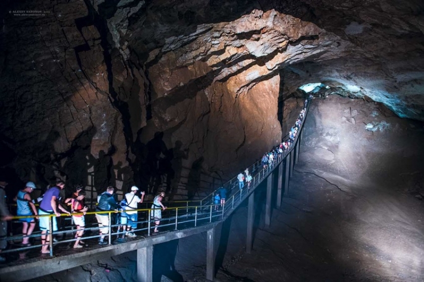 Депутаты изучат ситуацию с повышением цен на посещение Рицинского парка и Новоафонской пещеры