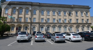 Запасной план: в Парламенте Абхазии рассмотрели пути выхода из кризиса