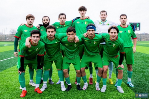 Футболисты команды АГУ стали бронзовыми призерами Кубка Содружества