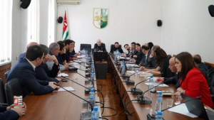 В Парламенте предлагают внести изменения в статьи УК, которые касаются торговли людьми и клеветы