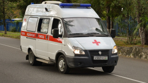 Жительницу Абхазии, пострадавшую от взрыва петарды, вывезли в Сочи