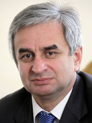 Ни один президент не приравнивал инакомыслящих к врагам народа