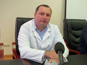 Эрик Хатхва назначен и.о. главврача Республиканской больницы