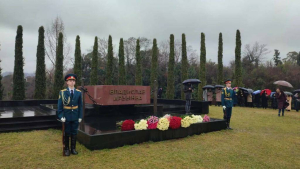 Память первого президента Абхазии Владислава Ардзинба почтили в Эшере