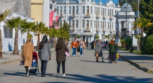 Объектам общепита в Абхазии могут разрешить работать на террасах