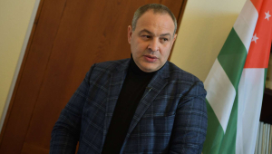 Кан Кварчия: «Президент пытается разделить страну»