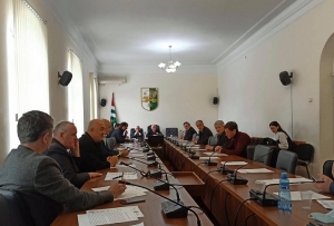 Валерий Бганба: все продовольственные магазины во всех городах будут работать